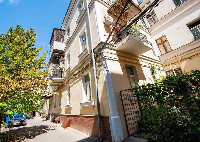 On Chaykovskogo 16 * Odessza