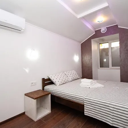 On Chaykovskogo 16 *