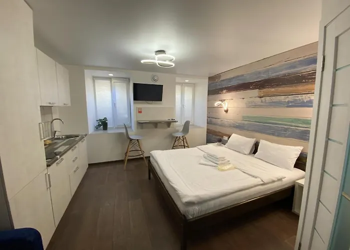 On Chaykovskogo 16 *